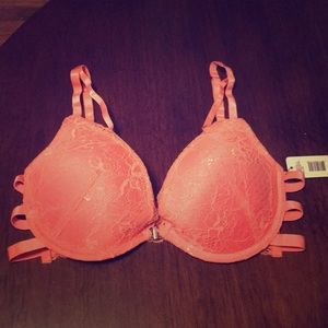Sam Edelman shell pink T-shirt bra 32D